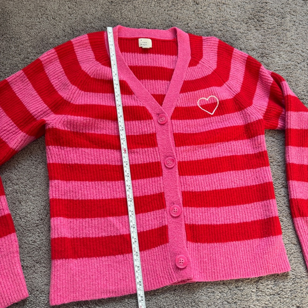 Striped Pink and Red Women's Cardigan Valentine - Picture 6 of 7